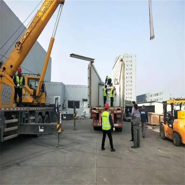 洛龙如何找到附近的吊车救援服务