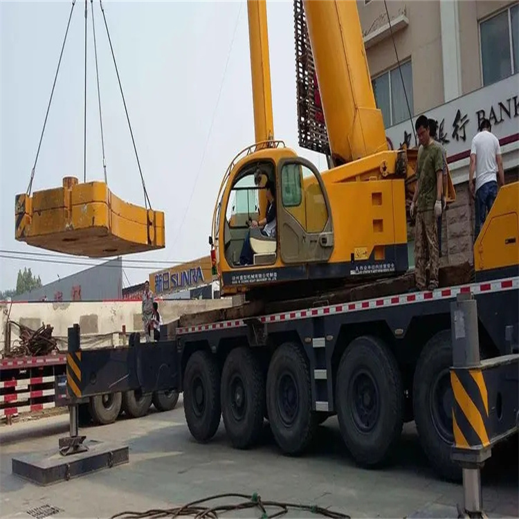 洛龙当地吊车出租|机器吊装|75吨|工厂搬迁服务